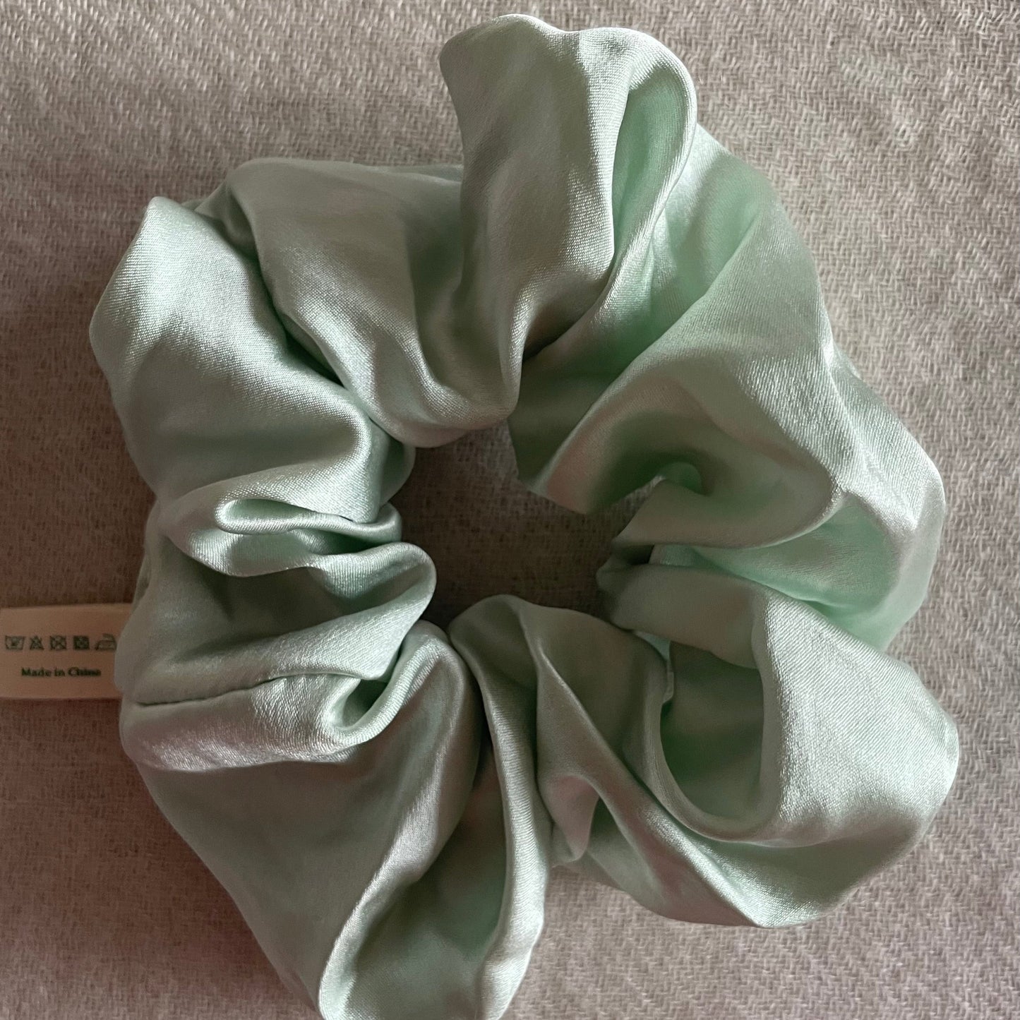 100% 30 momme mulberry silk scrunchie large, mint color