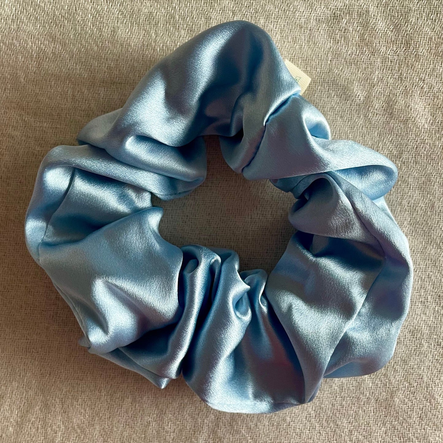 100% 30 momme mulberry silk scrunchie large, sky color